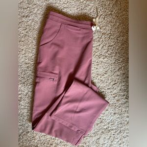 Figs OG Yola straight leg scrub bottoms | Mauve | Large Tall | NWOT